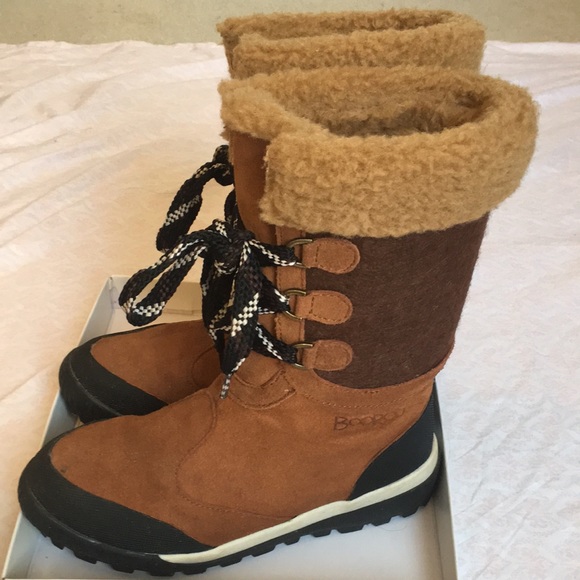 BooRoo fuzzy winter boots - Picture 2 of 5
